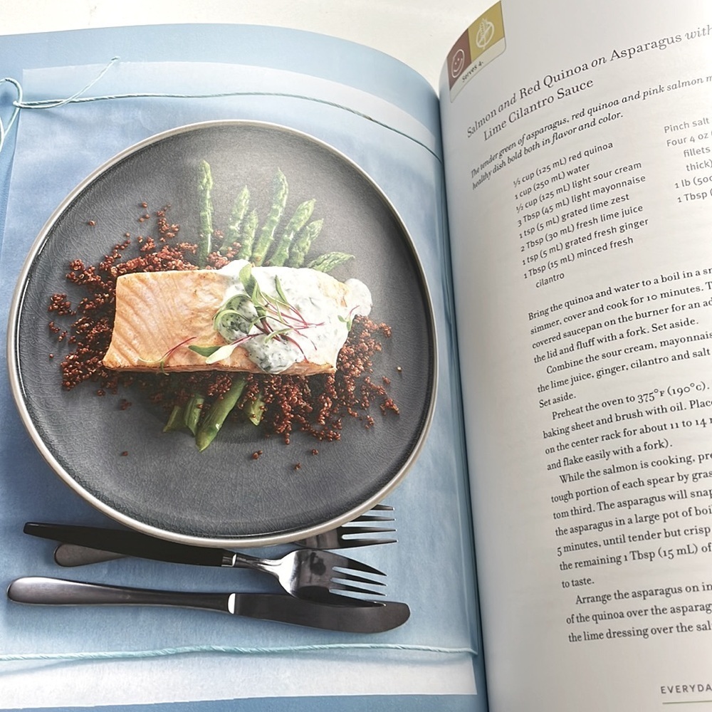 Quinoa The Everyday Superfood 365 Cookbook - Picture 5 of 7